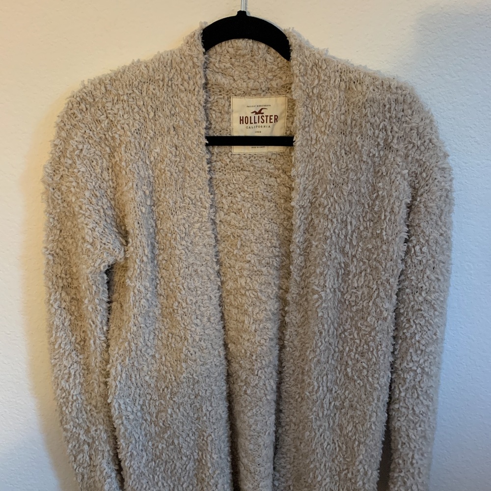 Hollister Cardigan